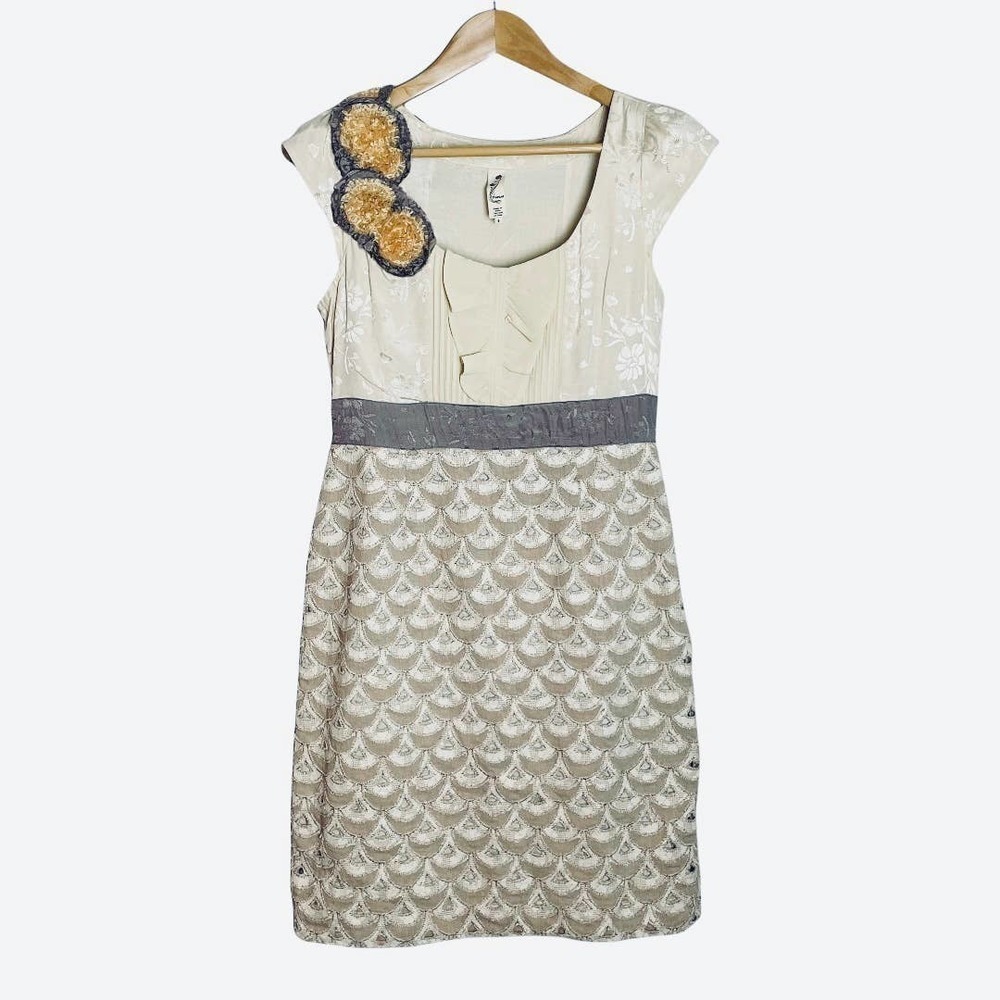 Floreat Anthropologie Women Sz 4 Beige Gold Trim Babergh Tapestry Sheath Dress